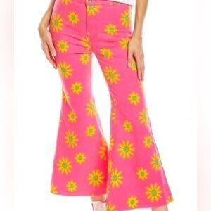 NWT Free People Women’s Youthquake Printed Crop Flare
Jeans in Lipstick Combo